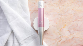 Skin Wand Pro with white cloth