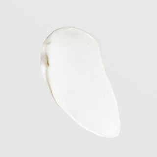Smooth, lightweight texture swatch of FactorFive Anti-Aging Cream
